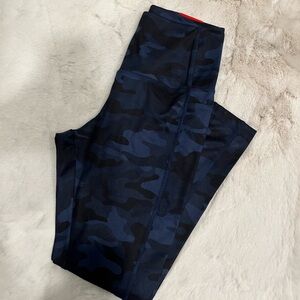 Danskin Camo Brushed Leggings